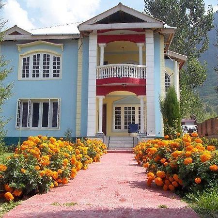 Asif Guest House Srinagar  Exterior photo